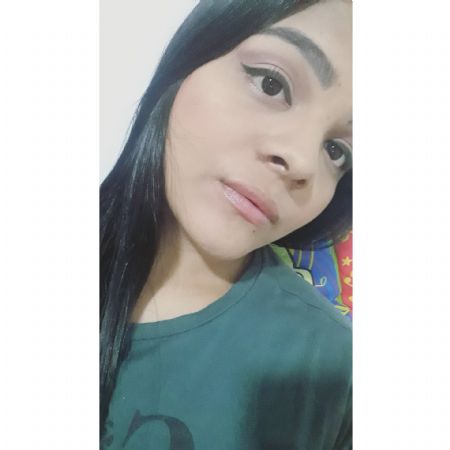 Adriana - ID: 114028