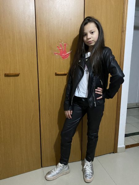 KIHARA MICHELLE - ID: 114184