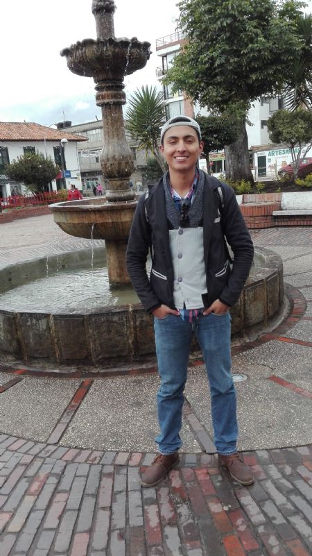 Iván - ID: 142397 - 406578