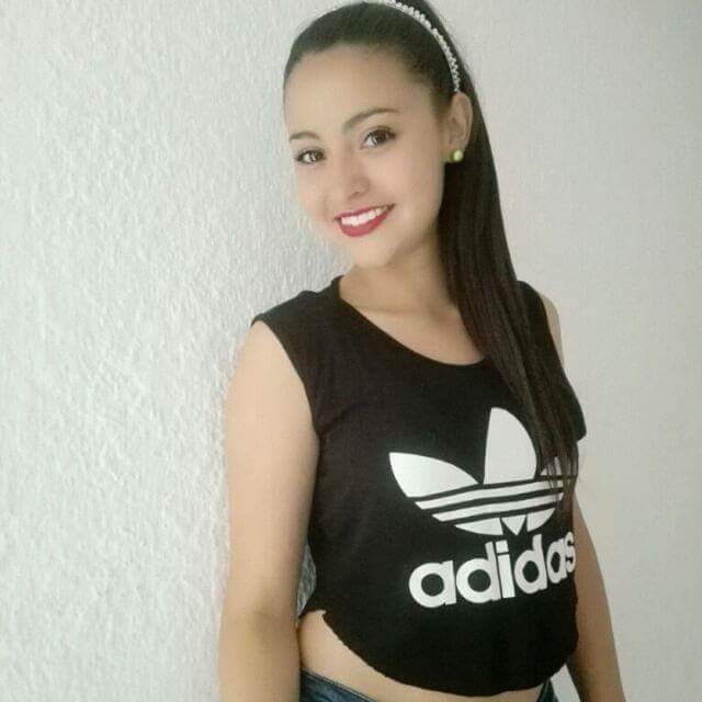 Laura - ID: 168204 - 432542