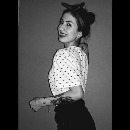 Gabriela - ID: 177069