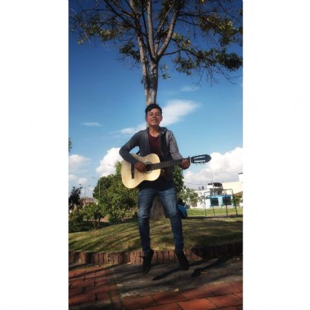 Daniel - ID: 183652