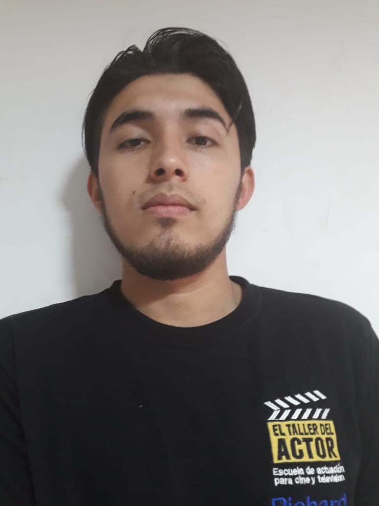 Richard Alfonso - ID: 214335 - 494214