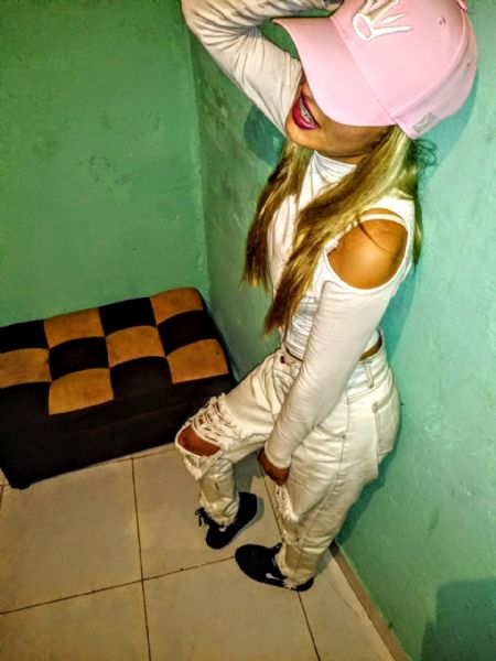 Erika - ID: 226860 - 510004