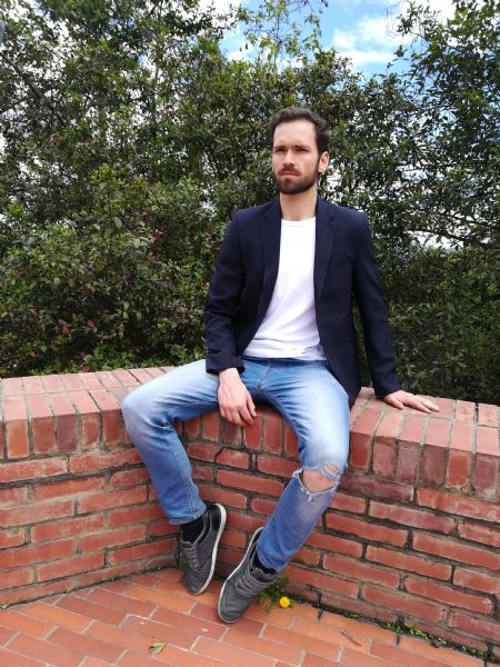 Jame Iván - ID: 240366