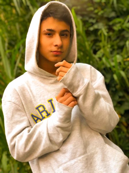 Jhon Stevan - ID: 246402