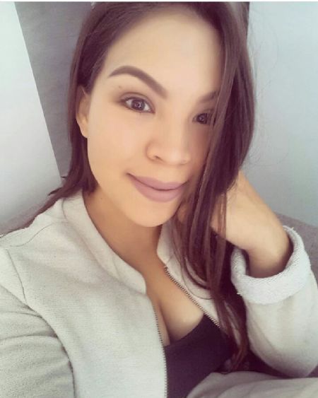 Adriana - ID: 267727