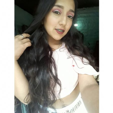 Natalia - ID: 272208