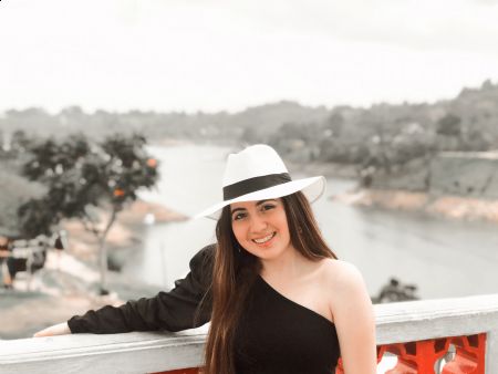 Juanita - ID: 275800