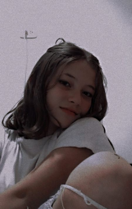 MILENA - ID: 277706