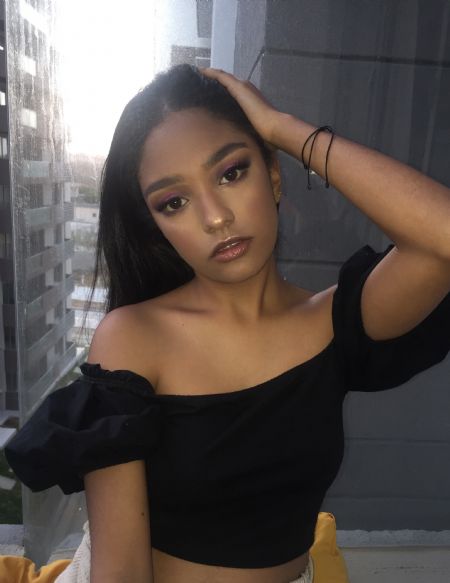 Camila - ID: 285145