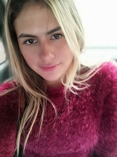 emily - ID: 290346