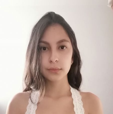Sara - ID: 294499