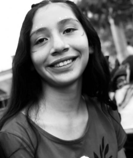 Valentina - ID: 299810