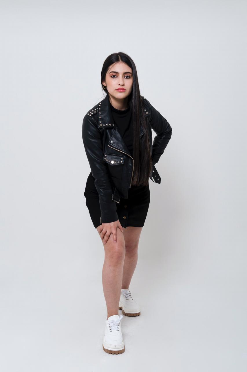 JENNY PAOLA - ID: 303838 - 594793