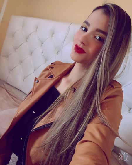 Estefany - ID: 304477