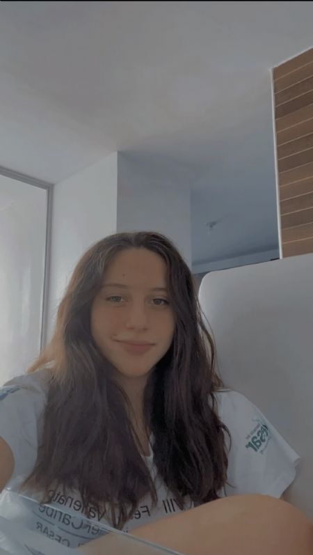 Laura sofia - ID: 321939 - 616634