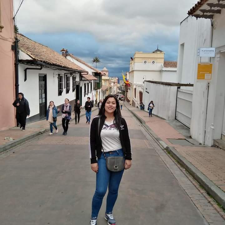 Ximena - ID: 329671