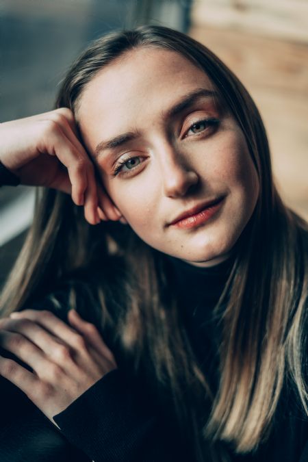 maria - ID: 348283
