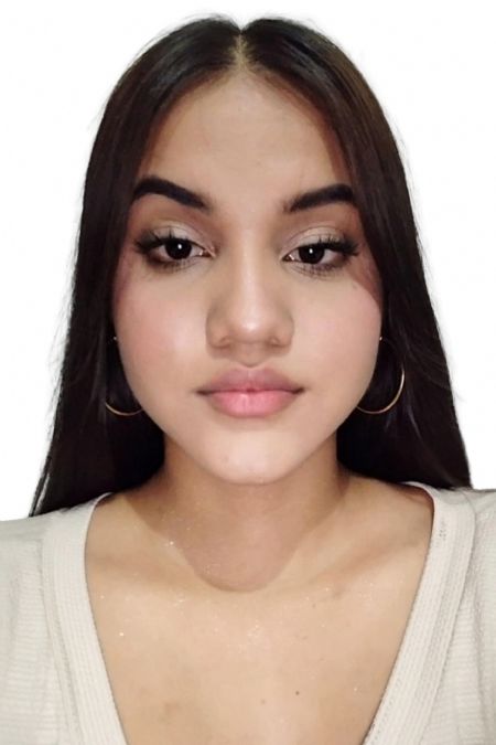 Emily - ID: 354763