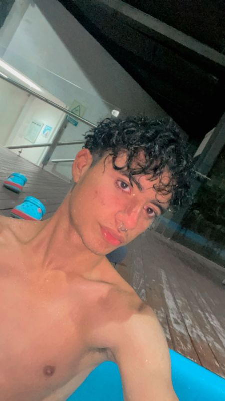 Emanuel - ID: 358218