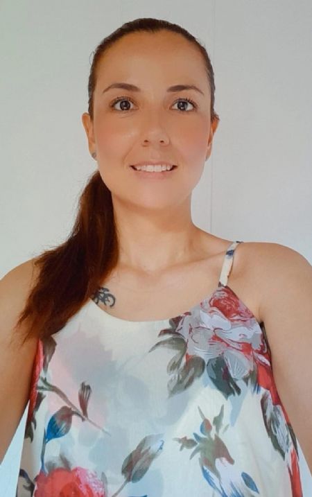 Ana - ID: 374396 - 699759