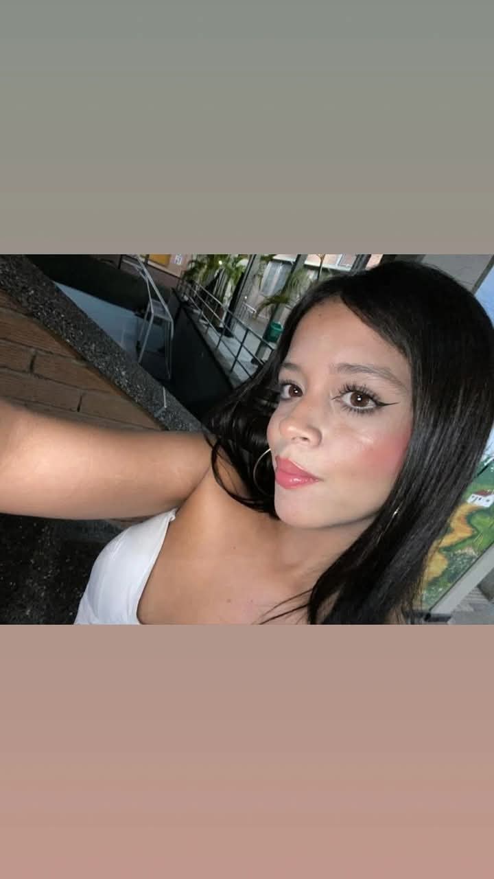 María Isabel  - ID: 389673