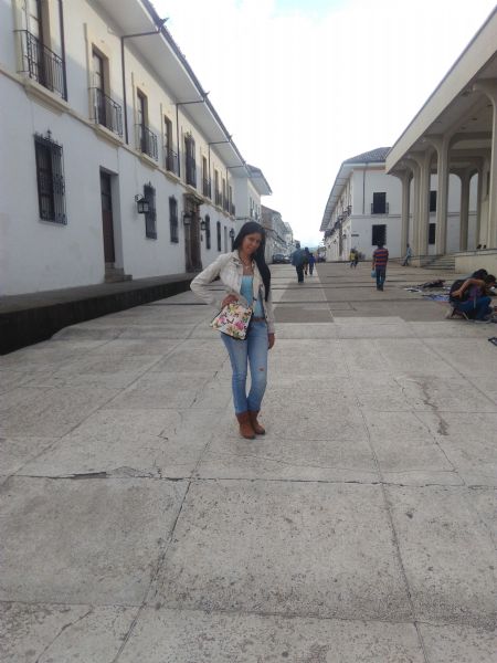 Katheryne - ID: 52479