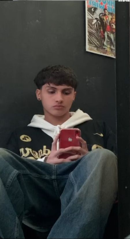Alan - ID: 597055 - 843896